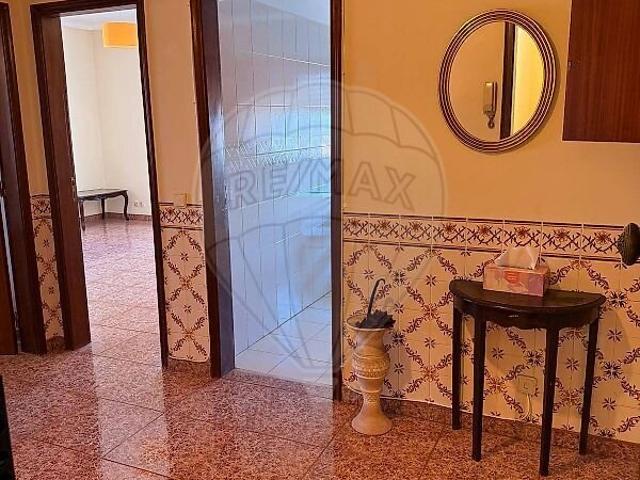 Apartamento alugar em Centro Empresarial de Sintra, Sintra (Santa Maria e São Miguel, São Martinho e São Pedro de Penaferrim)
