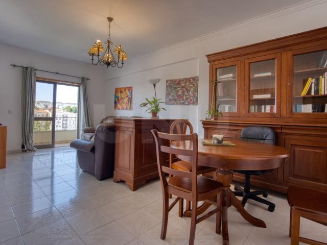 Apartamento venda em Agualva