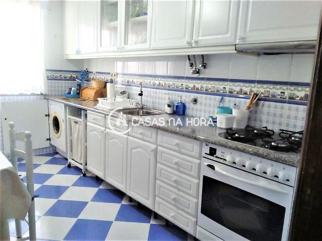 Apartamento venda em Fonte do Lavra, Setúbal
