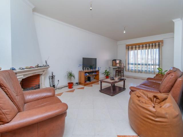 Apartamento venda em Estacal Novo, Loures