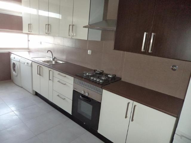 Apartamento alugar em Carcavelos, Cascais