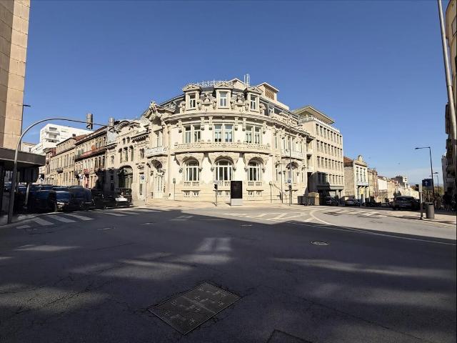 Apartamento alugar em Corticeira, Porto