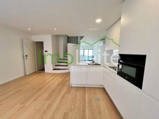 Duplex alugar em A Ver-o-mar, Porto