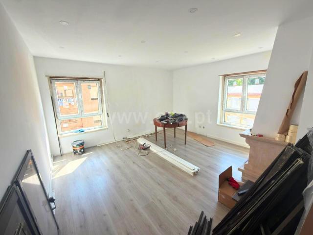 Apartamento venda em Mem Martins, Sintra