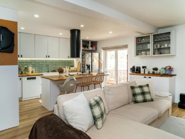 Apartamento venda em Venda Nova, Sesimbra