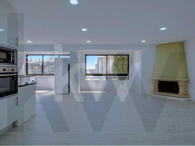 Apartamento alugar em Quinta do Marquês, Oeiras