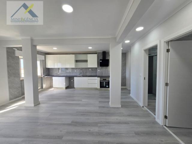 Apartamento venda em Fonte do Lavra, Setúbal