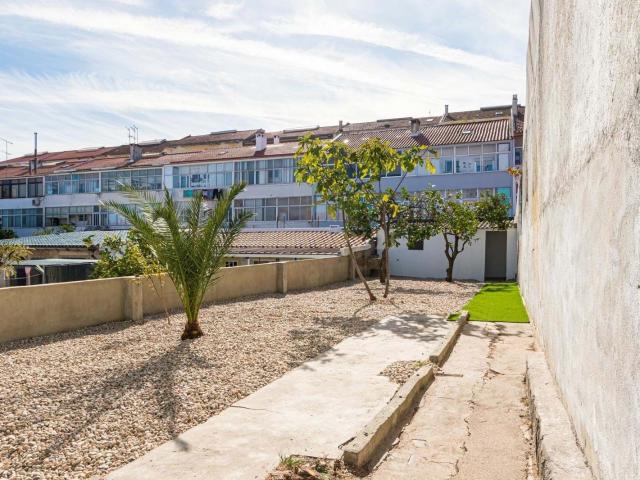 Apartamento alugar em Alembrança, Almada