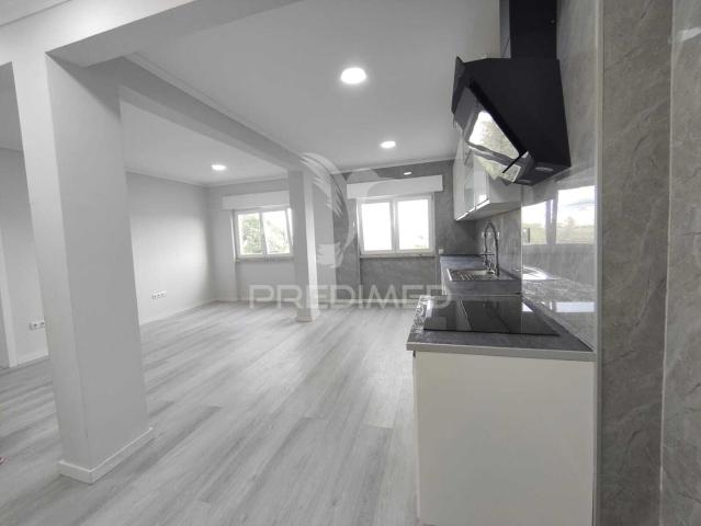 Apartamento venda em Afonso Costa, Setúbal