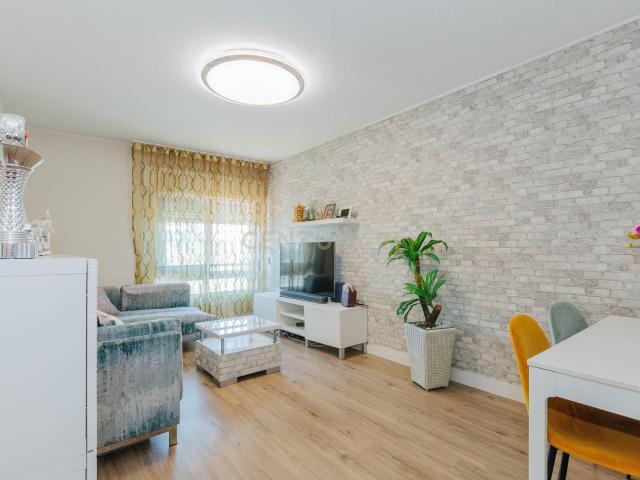 Apartamento venda em Santiago Dos Velhos, Lisboa