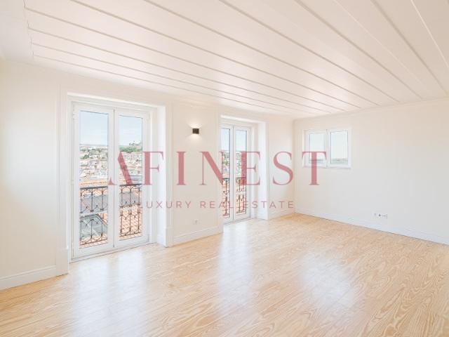 Apartamento venda em Santa Maria Maior, Lisboa