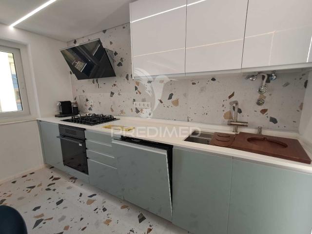 Apartamento venda em Almada, Setúbal