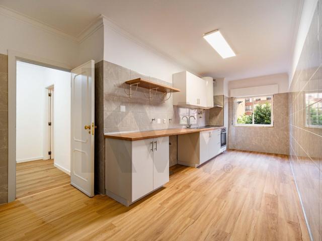Apartamento venda em Mem Martins, Algueirão-Mem Martins