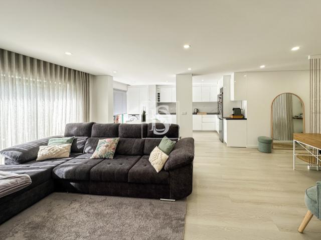 Apartamento venda em Vila Nova De Famalicão, Braga