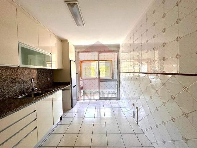 Apartamento venda em Braga (Maximinos, Sé e Cividade), Braga