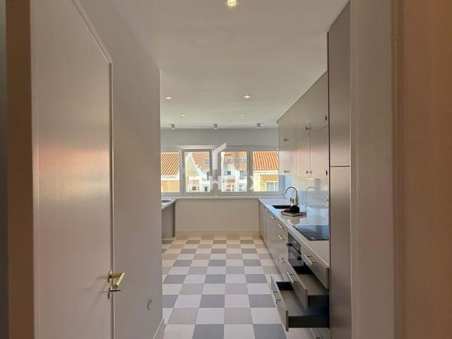 Apartamento alugar em Oeiras, Lisboa