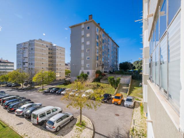 Apartamento alugar em São Francisco Xavier, Lisboa