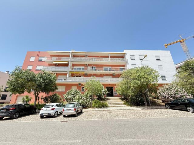 Apartamento venda em Armação De Pêra, Faro