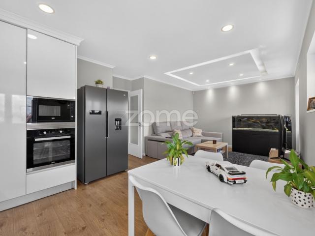 Apartamento venda em Amadora, Lisboa