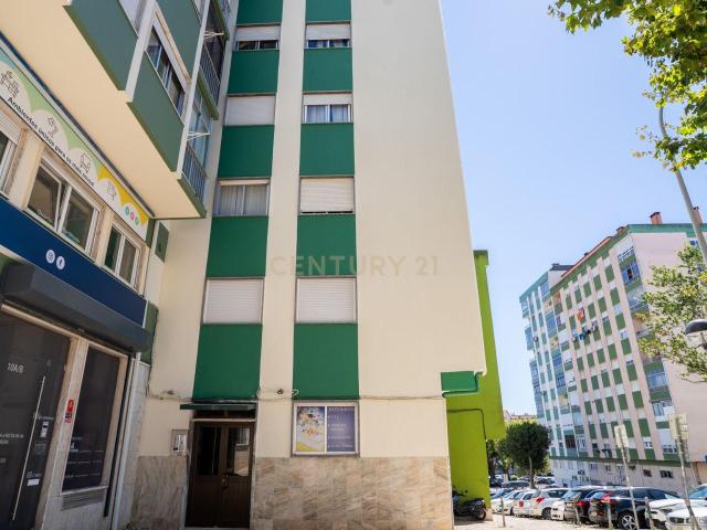 Apartamento venda em Amadora, Lisboa