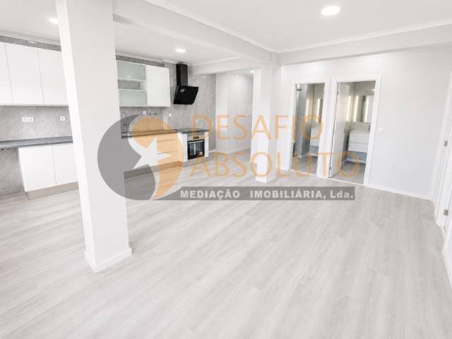 Apartamento venda em Fonte do Lavra, Setúbal