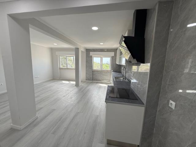 Apartamento venda em Vale de Cobro, Setúbal