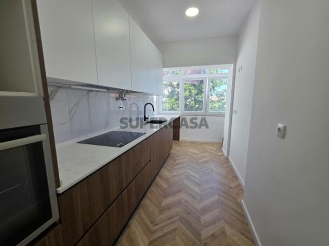 Casa venda em Almada, Setúbal