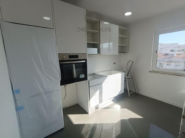 Apartamento venda em Cacém, Cacém e São Marcos