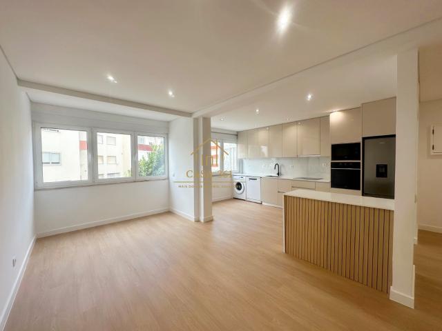 Apartamento venda em Castanheira Do Ribatejo, Lisboa