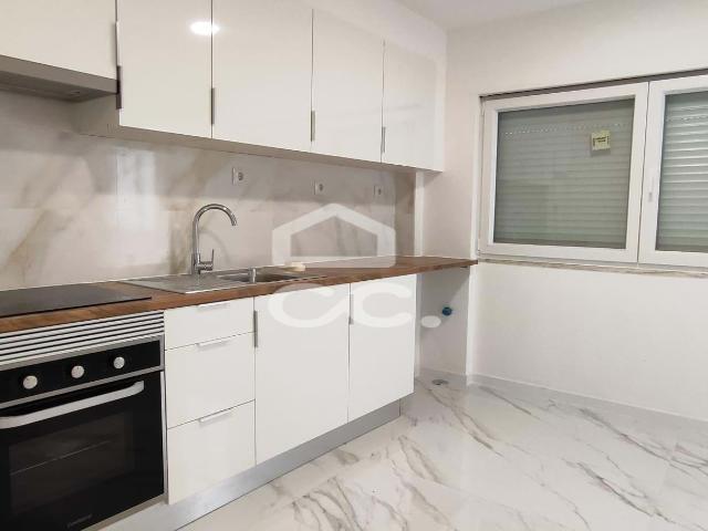 Apartamento venda em Barreiro, Lavradio