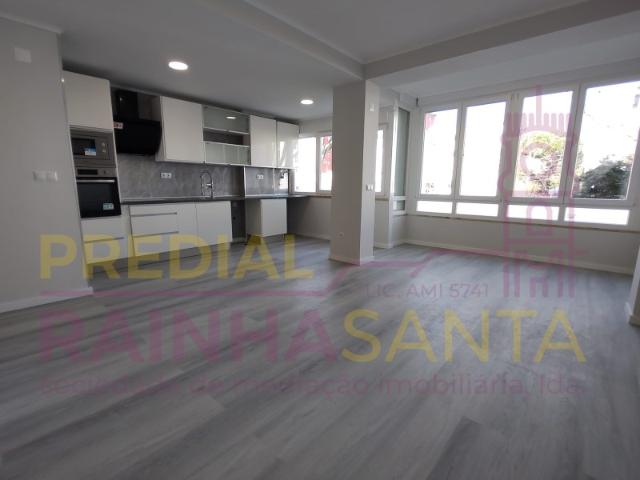 Apartamento venda em Oeiras, Lisboa