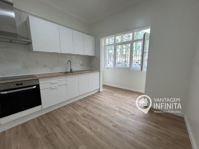 Apartamento alugar em Baixa de Algés, Oeiras