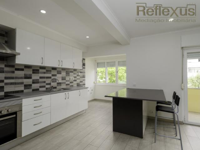 Apartamento venda em Barruncho, Odivelas
