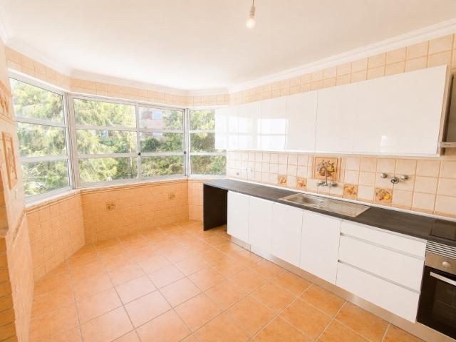 Apartamento venda em Tapada das Mercês, Sintra
