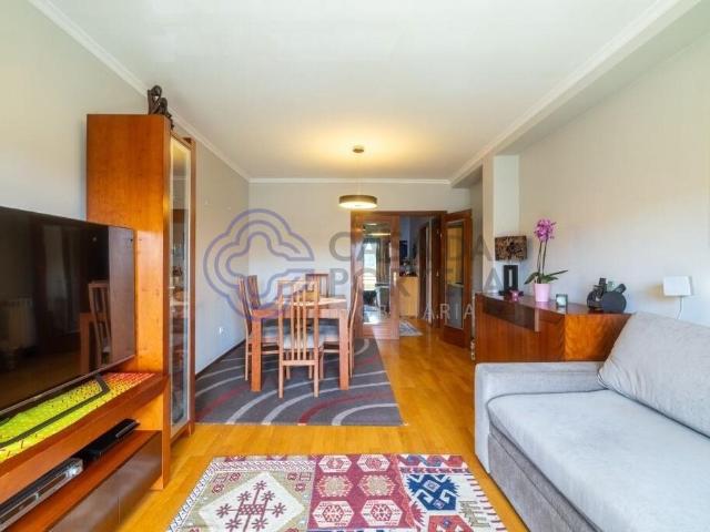Apartamento venda em Vilar de Andorinho, Vila Nova De Gaia