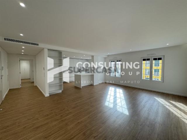 Casa venda em Damaia, Amadora