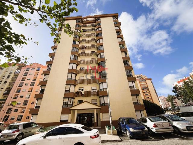 Apartamento venda em Tapada das Mercês, Sintra