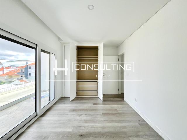 Apartamento venda em Corroios