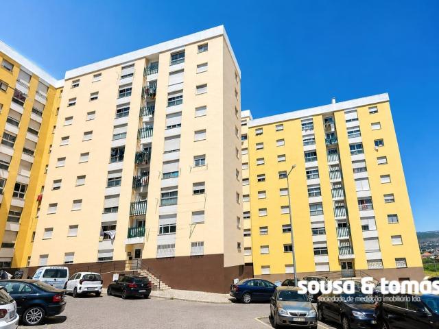 Apartamento venda em Urbanização das Urmeiras, Santiago Dos Velhos