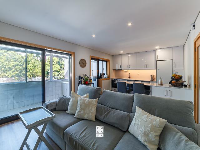 Apartamento venda em Oliveira do Douro, Vila Nova De Gaia