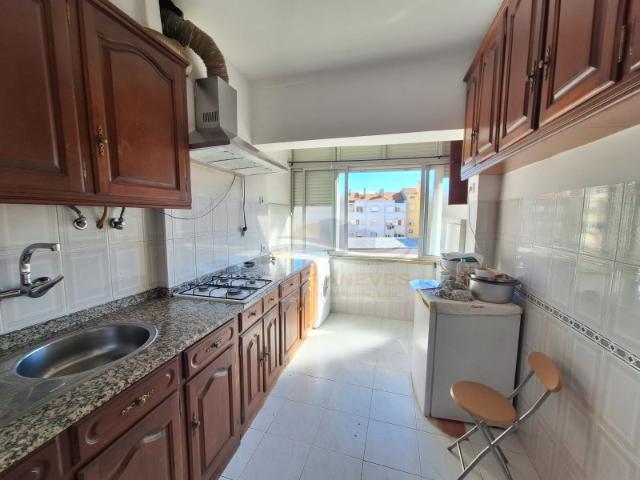Apartamento venda em Reboleira, Amadora