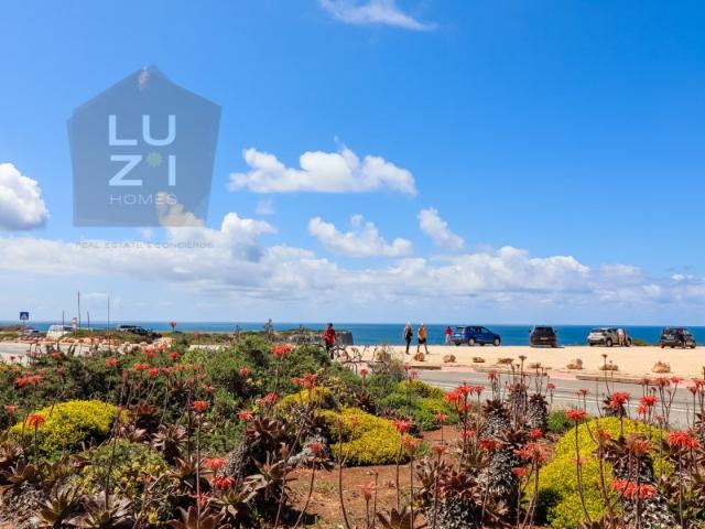Apartamento venda em Vila Do Bispo