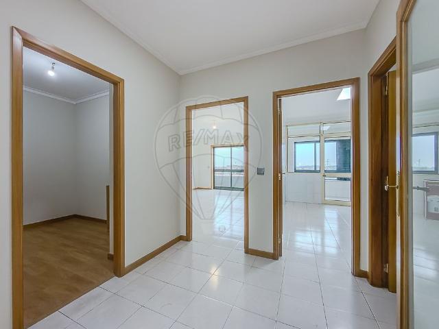 Apartamento alugar em Maia, Vila Nova Da Telha