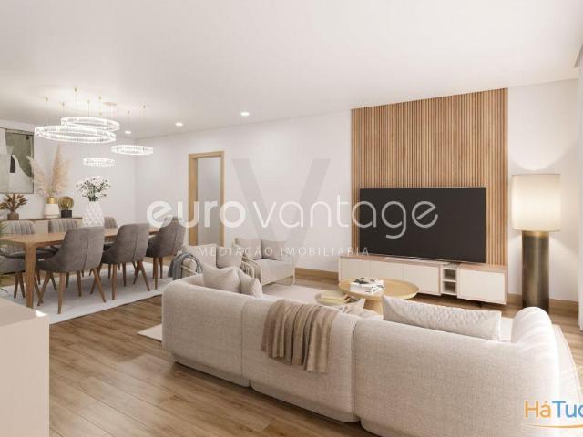 Apartamento venda em Porto De Mós, Leiria
