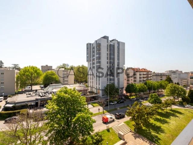 Apartamento alugar em Porto, Lordelo Do Ouro