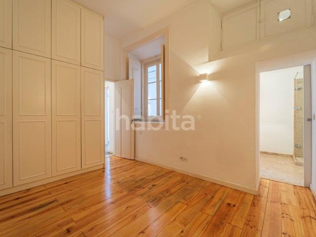 Apartamento alugar em Estrela, Lisboa