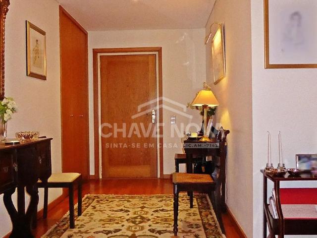 Apartamento alugar em Porto, Aldoar