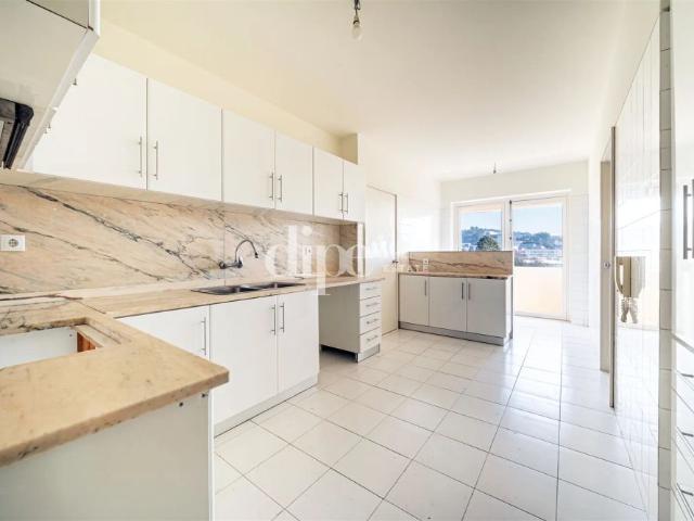 Apartamento alugar em Oliveira, São Paio e São Sebastião, Guimarães