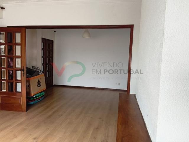 Apartamento alugar em Espinho