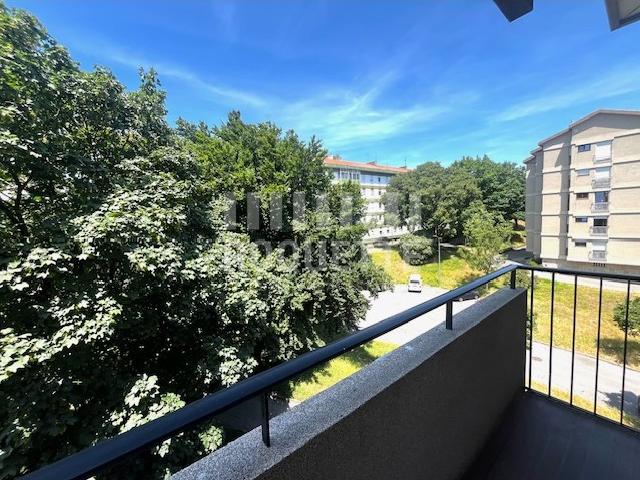 Apartamento alugar em Porto, Lordelo Do Ouro